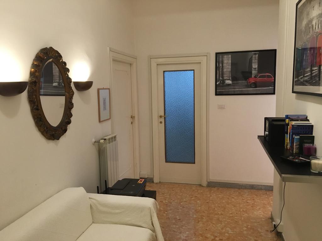 Delightful Apartment 100 Meters From The Colosseum Zewnętrze zdjęcie